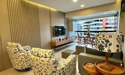 Apartamento com 3 quartos sendo 2 suítes com vista mar na ponta verde