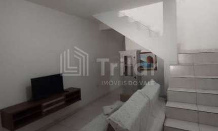 SOBRADO COM 03 QUARTOS, NA ZONA LESTE. AGENDE UMA VISITA E VENHA CONHECER!!