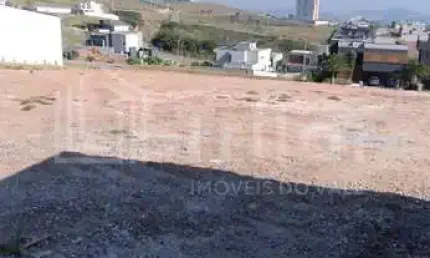 Para investidores!! ou para você que deseja construir e morar. terreno urbanova de 502 metros com leve declive.