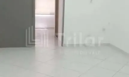 Ótima sala comercial no centro de SJCampos medindo 83,27 metros com 1 banheiro e vaga de garagem.
