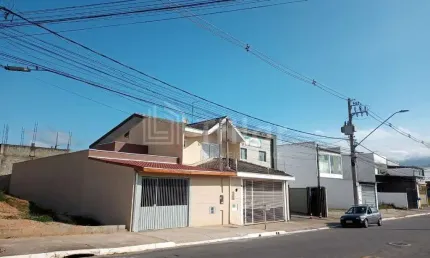 Casa com 3 quartos à venda no Jardim Santa Júlia, São José dos Campos 