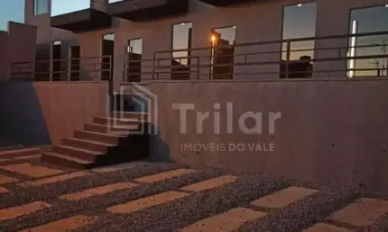 Lindo sobrado residencial em condomínio em JacareÍ!