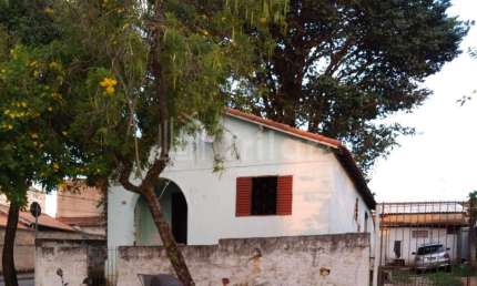 Casa com 2 Quartos  à Venda,  321m² de terreno  no Jardim Paulista