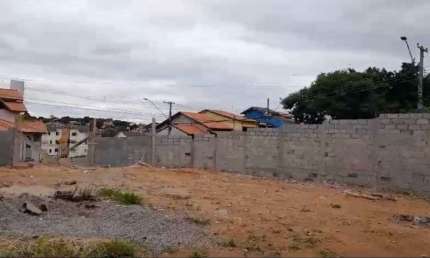 Terreno à venda no Parque dos Ipês, São José dos Campos , 373 m2 por R$ 650.000