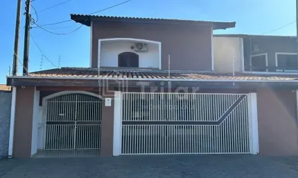 Casa com 3 quartos à venda no Bosque dos Eucaliptos, São José dos Campos , 220 m2 por R$ 1.020.000
