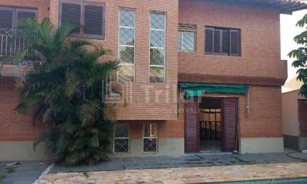 Casa com 4 Quartos à venda, 318m² - Jardim Esplanada