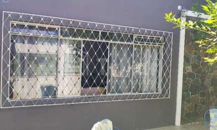 VENDA  OPORTUNIDADE - CASA TÉRREA 3 DORMS. LOCALIZAÇÃO PRIVILEGIADA DA VILA BETÂNIA .
