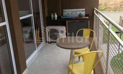 Apartamento para locação no Centro de São José dos Campos-SP: 1 quarto, 1 sala, 1 banheiro, 1 vaga de garagem!