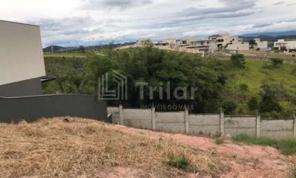Terreno à venda no Condomínio Residencial Alphaville, São José dos Campos  por R$ 1.010.000