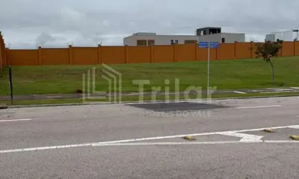 Excelente terreno comercial no Alphaville, localização estratégica!!