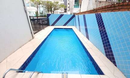 Apartamento padrão com 2 dormitórios, área de lazer no condomínio, à menos de 200 metros do mar, no lado praia ENSEADA-Guarujá/SP