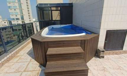 COBERTURA DUPLEX,4 dormitórios, terraço com piscina e churrasqueira ,lado praia da ENSEADA-Guarujá/SP.