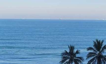 Apartamento alto padrão com acesso a sacada, 2 dormitórios com vista mar, á 100 metros do mar - PITANGUEIRAS-Guarujá/SP.