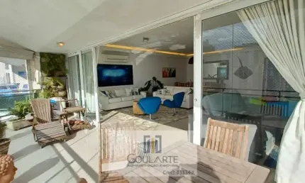 Apartamento alto padrão com 6  dormitórios sendo 2 suítes ,  vista total para a praia de todos os ambientes, em pitangueiras - guarujá/sp.
