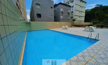 Apartamento alto padrão com sacada, 2 dormitórios sendo 1 suíte, lazer completo no condomínio, lado praia enseada-guarujá/sp.