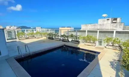 Cobertura Duplex Alto Padrão com sacada vista mar, 3 dormitórios sendo 2 suítes, lazer no condomínio, ASTÚRIAS-GUARUJÁ/SP.