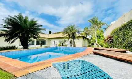 Casa alto padrão no Condomínio ACAPULCO com área de lazer, na praia do Pernambuco - Guarujá/SP
