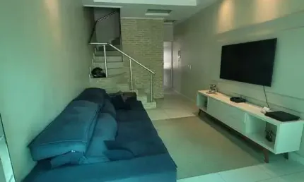 CASA SOBRADO com 3 suítes no bairro Las Palmas, Guarujá/SP.