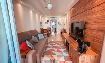Apartamento alto padrão com 2 dormitórios sendo 1 suíte, á 300 da praia da PITANGUEIRAS-Guarujá/SP.