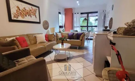Apartamento alto padrão com sacada, 3 dormitórios sendo 1 suíte, na praia da PITANGUEIRAS-Guarujá/SP.