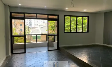 Apartamento alto padrão com 3 dormitórios sendo 1 suíte, na praia das PITANGUEIRAS - Guarujá/SP.