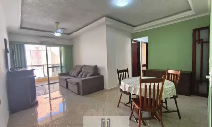 Apartamento com 2 dormitórios climatizados, lado praia da ENSEADA - Guarujá/SP.