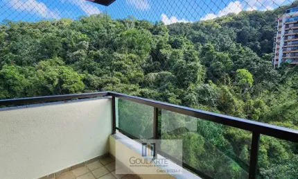 Apartamento com acesso a sacada vista verde, 3 dormitórios sendo 1 suíte climatizada + dependência empregada - pitangueiras- guarujá/sp.