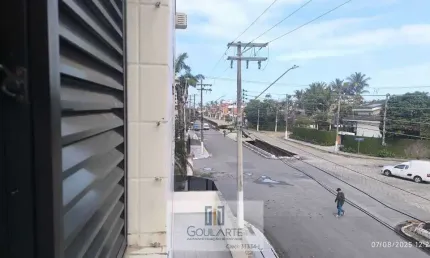Apartamento à menos de 450m da praia, com 2 dormitórios na praia da enseada - guarujá/sp.