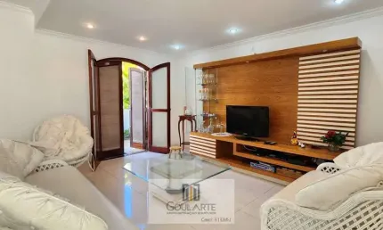 Casa triplex lado praia em condomínio clube frente mar, 3 dormitórios sendo 1 suíte na praia da enseada - guarujá/sp.