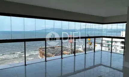 Apartamento com 4 quartos à venda na Rua 313, 15, Meia Praia, Itapema