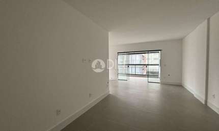 Apartamento com 4 dormitÓrios, Meia Praia, Itapema - SC