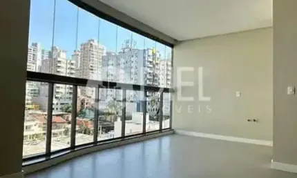 Apartamento com 3 suÍtes e 2 vagas em itapema-sc!, Meia Praia, Itapema - SC