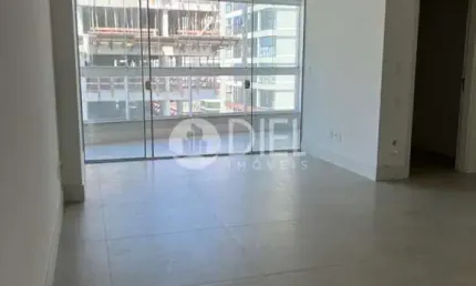 Um Ótimo apartamento na meia praia em itapema-sc, Meia Praia, Itapema - SC