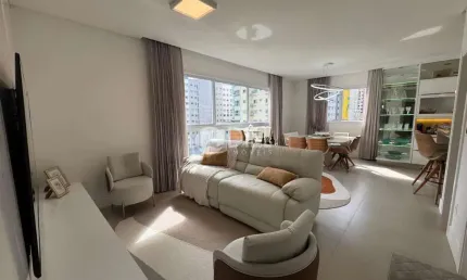 Um Ótimo apartamento totalmente mobiliado pra vocÊ, Centro, Balneário Camboriú - SC