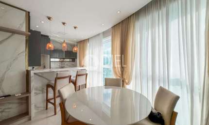 Um belo apartamento totalmente mobiliado em bc!, Centro, Balneário Camboriú - SC