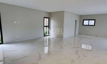Uma casa de luxo em condomÍnio para vocÊ!, Barra, Balneário Camboriú - SC