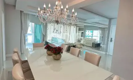 Um belo apartamento com 4 suítes sendo 1 master, meia praia, itapema - sc