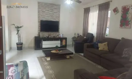 Casa com 4 quartos e 2 banheiros à venda, 385 m² por r$ 1.060.000