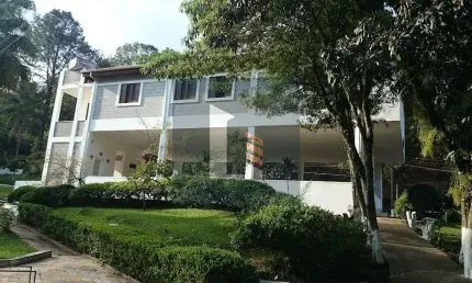Belíssima  Chácara na Divisa de Mairiporã e Atibaia