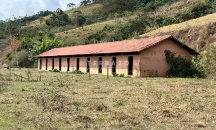 Fazenda à venda, 4 quartos, 2 suítes, 10 vagas, providência - teresópolis/rj