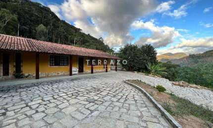 Sítio à venda, 3 quartos, 1 suíte, Pessegueiros - Teresópolis/RJ