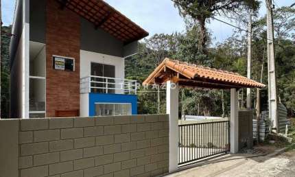 Casa à venda, 4 quartos, 4 suítes, 2 vagas, Granja Guarani - Teresópolis/RJ
