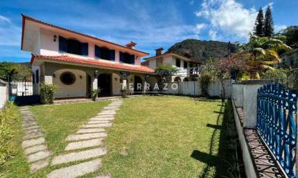 Casa à venda, 4 quartos, 2 suítes, 4 vagas, Comary - Teresópolis/RJ