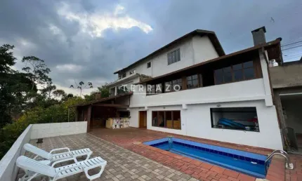 Casa à venda, 3 quartos, 2 suítes, 6 vagas, Parque São Luiz - Teresópolis/RJ