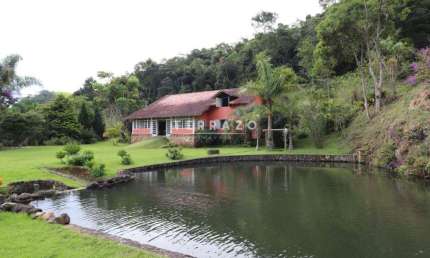 Sítio à venda, 5 quartos, 2 suítes, 5 vagas, Córrego das Pedras - Teresópolis/RJ