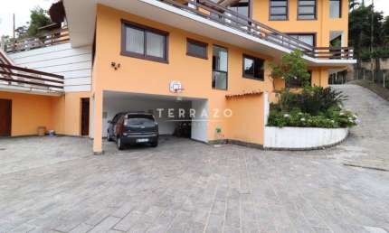 Casa em Condomínio à venda, 5 quartos, 2 suítes, 4 vagas, Comary - Teresópolis/RJ