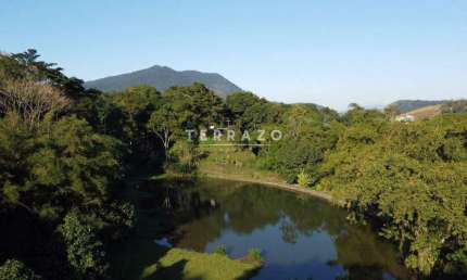 Sítio à venda, 12 quartos, 7 suítes, 20 vagas, Limoeiro - Guapimirim/RJ