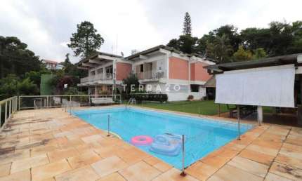 Casa à venda, 4 quartos, 2 suítes, 4 vagas, Golfe - Teresópolis/RJ