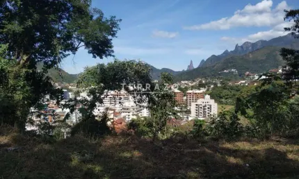 Terreno à venda na Rua Durval Fonseca, Jardim Europa, Teresópolis