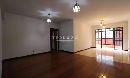 Apartamento à venda, 3 quartos, 1 suíte, 1 vaga, Alto - Teresópolis/RJ